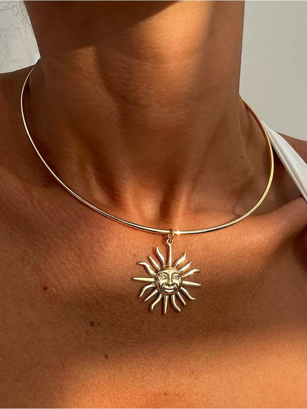 Anthropologie Gold Sun Pendant Choker Necklace